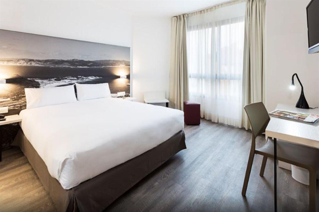 B&B Hotel Віго Екстер'єр фото