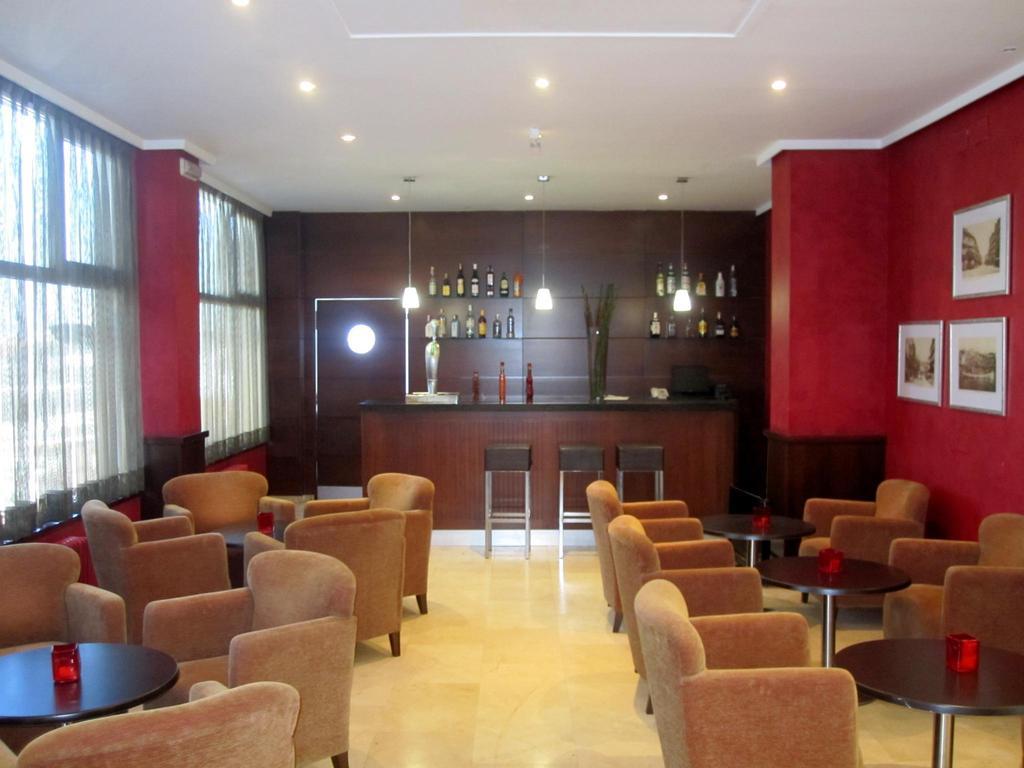 B&B Hotel Віго Екстер'єр фото